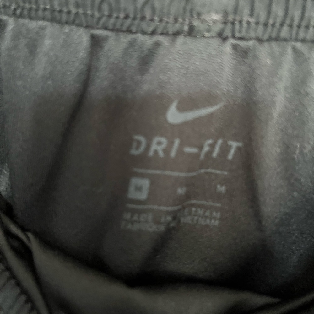 Nike Dry Fit Running Shorts - Picture 3 of 3
